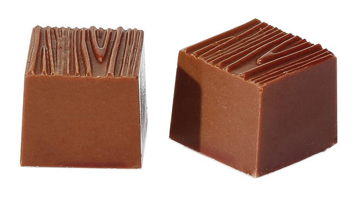 <img src="380122.jpg?v=1557247554 " alt="Wooden Square Chocolate Mold  Matfer Bourgeat catalog"> 